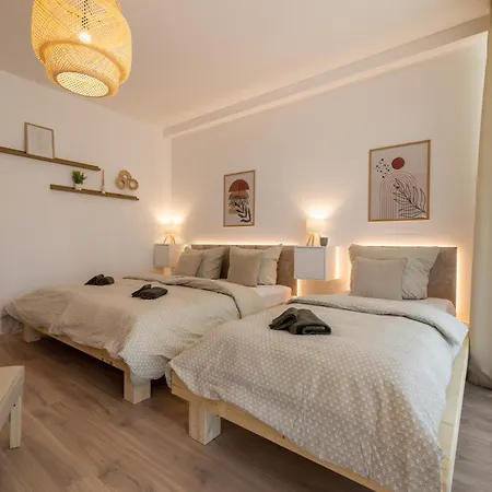 Modern Altstadt- Stilvolles Barrierefreies - Kostenloser Parkplatz Und Wlan Apartment Erfurt