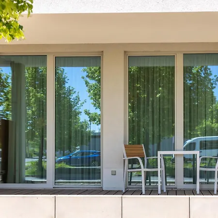 Apartment Modern Altstadt- Stilvolles Barrierefreies - Kostenloser Parkplatz Und Wlan *